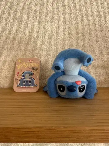 TOPTOY Hello 스티치 피규어 엎드린