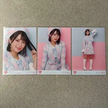 =LOVE 이코러브 사사키 마이카 마카롱 체크 의상 브로마이드