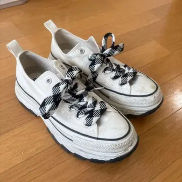 ALL STAR 화이트 스니커즈