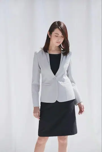 ENJOY Noir 세미 타이트 스커트 블랙