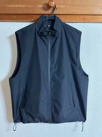 OPENING ACT 하이넥 와이드 실루엣 베스트 자켓