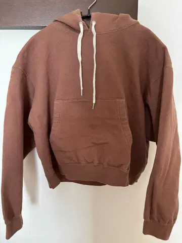 THE NEWHOUSE 긴팔 후드티