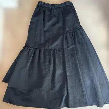 PUBLIC TOKYO 블랙 플레어 스커트