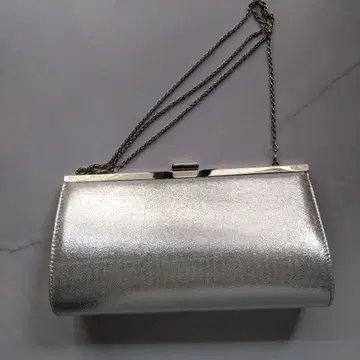 실버 클러치백 체인 스트랩 포함