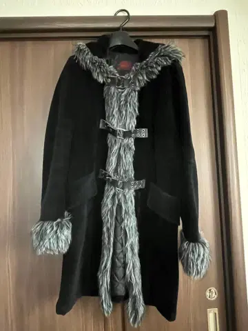 [레어] BA-TSU CLUB 퍼 코트