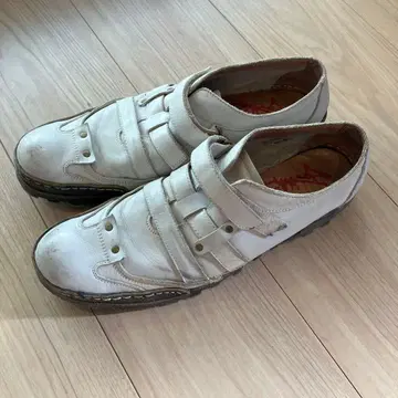 whoop'EE 화이트 가죽 스니커즈