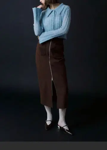 이번 시즌 신상 브라운 타이트 스커트 지퍼 포함