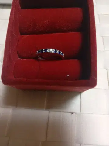 pt 하프 이터니티 사파이어와 다이얼링