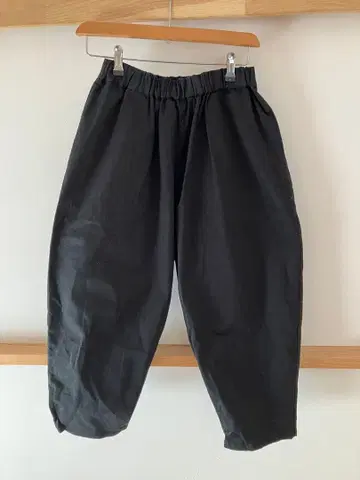 오로네 코튼 벌룬 팬츠 블랙 연중무휴