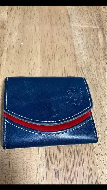 작은 지갑 콰트로 갓츠 페케뇨 프렌치 토스트 스트랩 구멍 있음