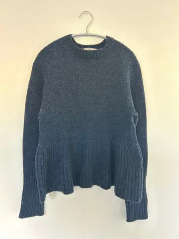 pelleq 페플럼 니트