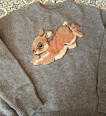 chesty 토끼 자수 그레이 니트 스웨터