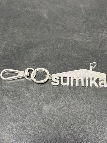 sumika 로고형 메탈 키링