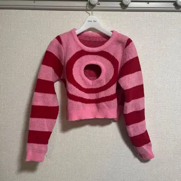 Uenui 하트 니트 컷 아웃 디자인 보더 크롭