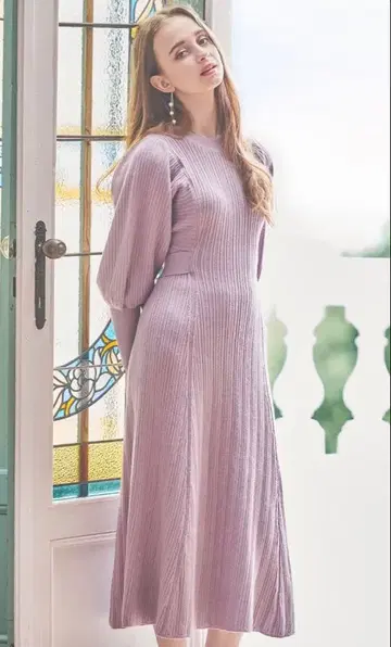 노엘라 돌먼 니트 원피스