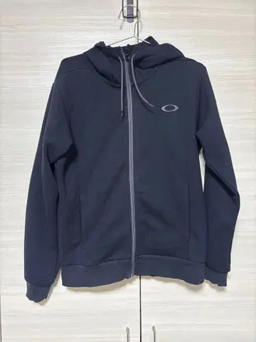 Oakley 풀 지퍼 후디 & 조거 팬츠 세트