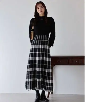 블루이스트 체크 자카드 니트 원피스 M 롱 기장