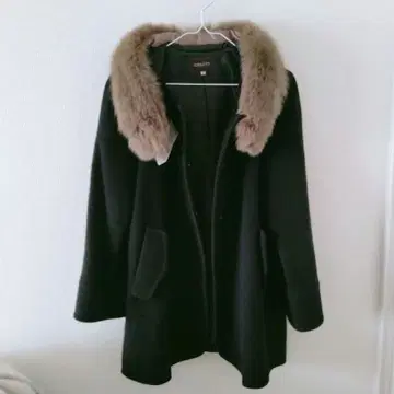 Apuweiser-riche 숏코트