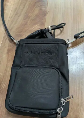 selva secreta 블랙 숄더백