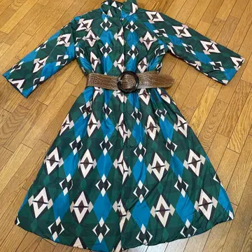 기하학 패턴 충전솜 코트