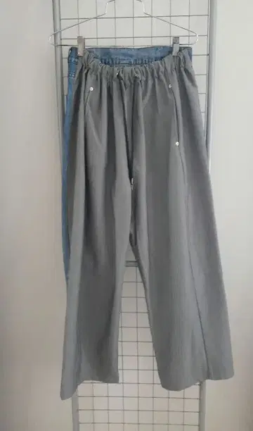 HUMS 이소재 도킹 팬츠