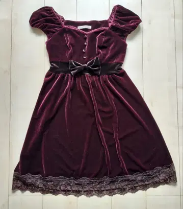 멜슈슈틸폴크 벨로아 원피스