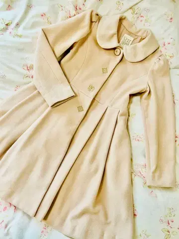 시크릿허니 코트