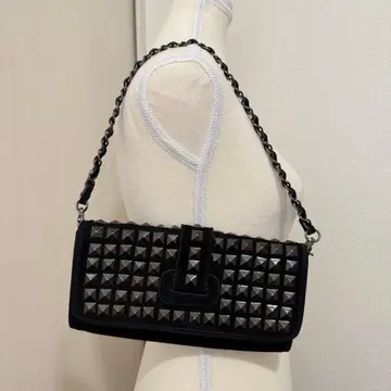 ROSE BUD 스터드 클러치백 블랙 스웨이드