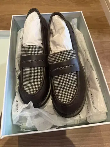 미사용 Le talon le decore 브라운 체크 무늬 로퍼