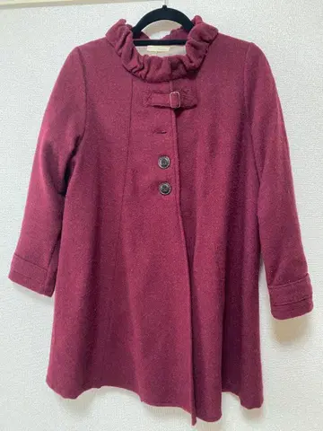 버건디 프릴 옷깃 코트