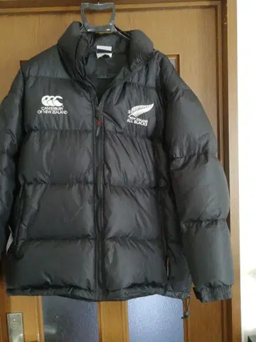 Canterbury 뉴질랜드 올블랙스 다운 자켓 L