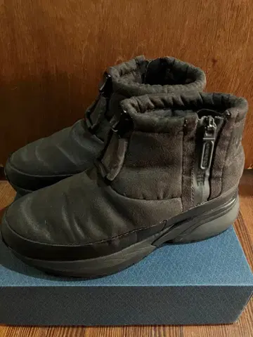 데상트 x 빔즈 보이 ACTIVE WINTER BOOTS