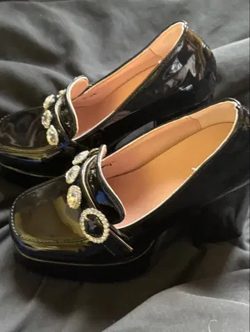 AnkRouge 지뢰계 통굽 로퍼