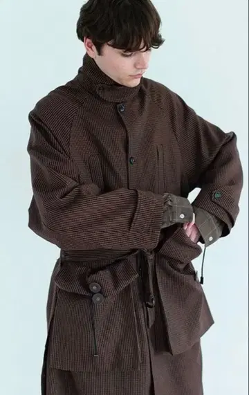 정가 35200엔 블랙 KOOKI NO BAG NEED COAT