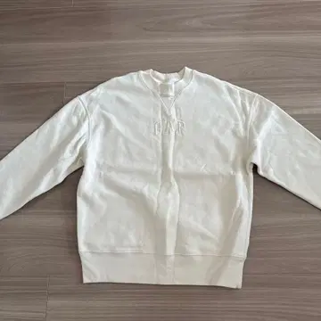 GAP 아이보리 맨투맨 트레이닝복