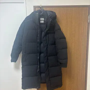 Discovery 블랙 다운 자켓 한국 브랜드