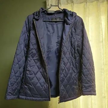 인디비 네이비 퀼팅 자켓 후드 부착