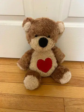 하트 자수 브라운 봉제 인형