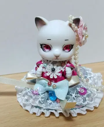 캡슐 인형 고양이 화이트 커스텀