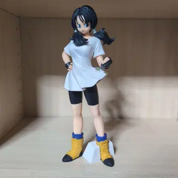 드래곤볼 비델 피규어