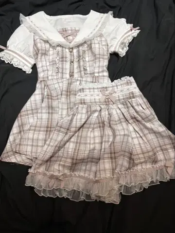 LIZ LISA 체크 무늬 셋업