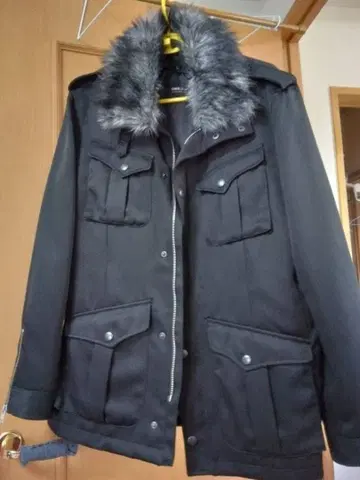 컴시즘 남성용 코트