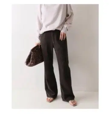 FRAMeWORK 코듀로이 팬츠 세미 플레어