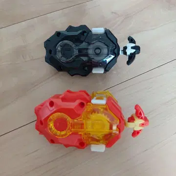 베이블레이드 2개 세트