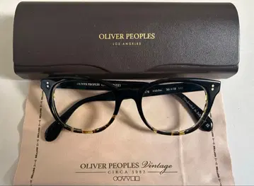 올리버 피플스 안경