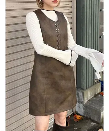 MURUA 인조 가죽 후크 미니 원피스