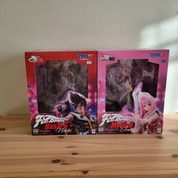 마크로스7 바사라&밀레 피규어 세트