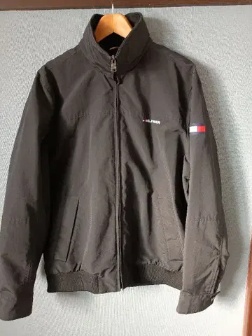 TOMMY HILFIGER 블랙 나일론 자켓 L