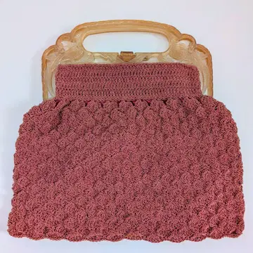 핑크 쉘 패턴 니트 핸드백