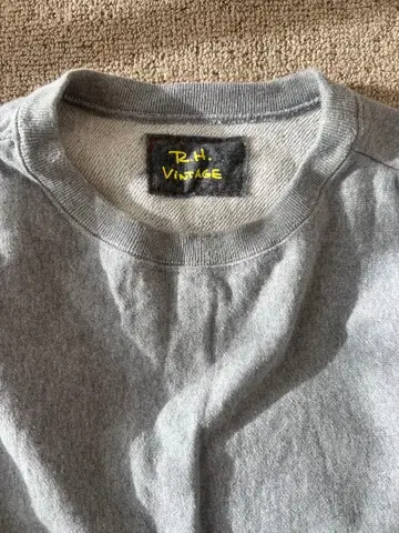 R.H. 빈티지 그레이 크루넥 트레이닝복 그레이
